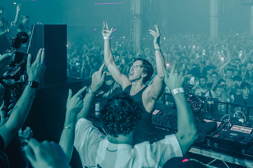 Josh Baker | AFAS Live - english