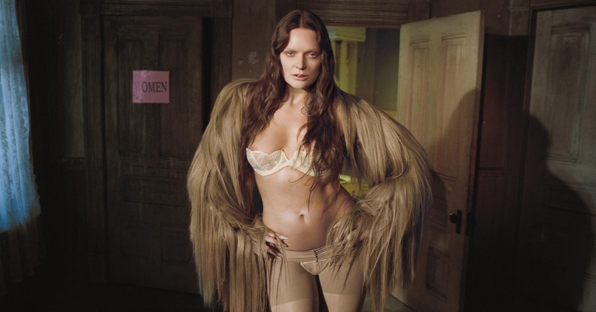Tove Lo | Premium Seats