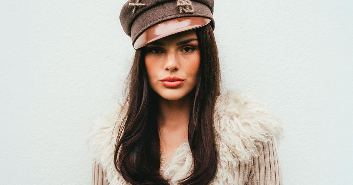 Famke Louise | Premium Seats
