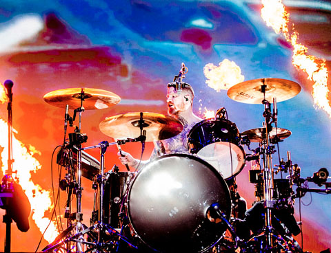 Pyro party met Fall Out Boy | AFAS Live